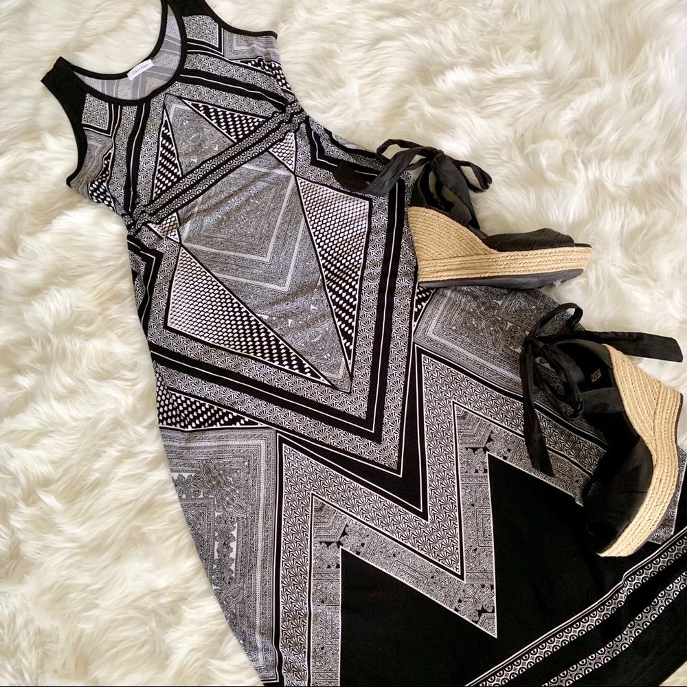 Calvin Klein Geometric Sleeveless Maxi Dress 12